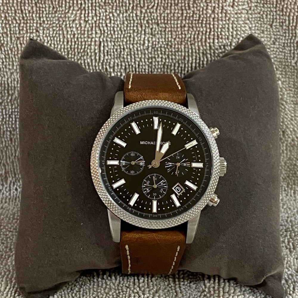 EUC Michael Kors MK-8309 Men’s Chronograph Watch
